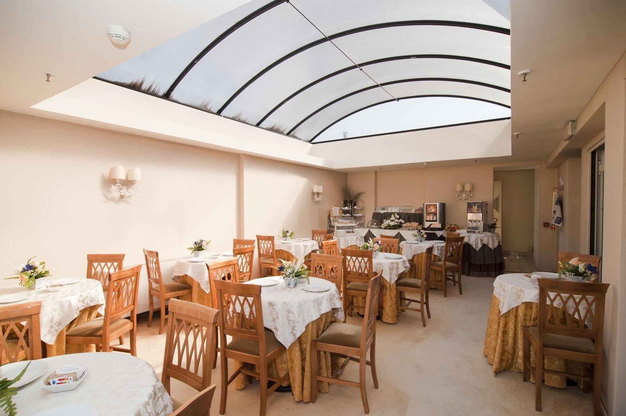 Beyou Hotel Ponte Milvio Roma Exterior foto