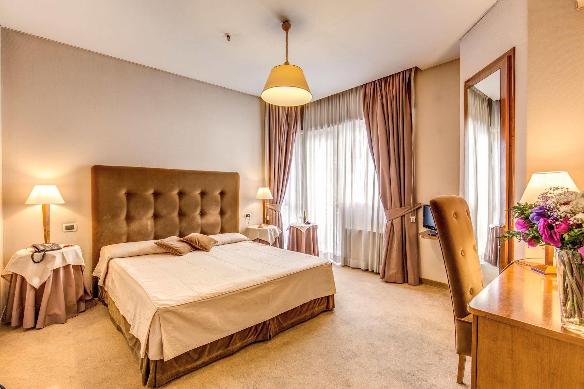 Beyou Hotel Ponte Milvio Roma Exterior foto